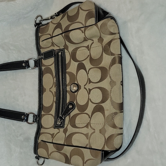 COACH large tote - Picture 2 of 11